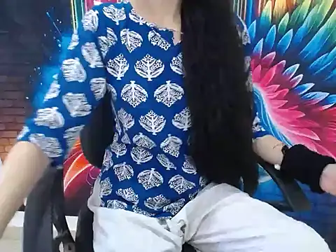 Farhana beautyfull online show from 24, 4, 2026