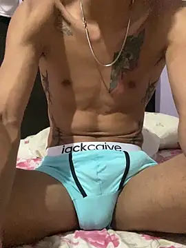 Snapshot of GuioficialBr chatting on 4, 3, 2026 GuioficialBr online show from 4, 3, 2026