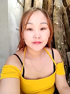 Snapshot of yula-bi chatting on 12, 5, 2026 yula-bi online show from 12, 5, 2026