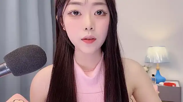 smalldaisy online show from 7, 4, 2026