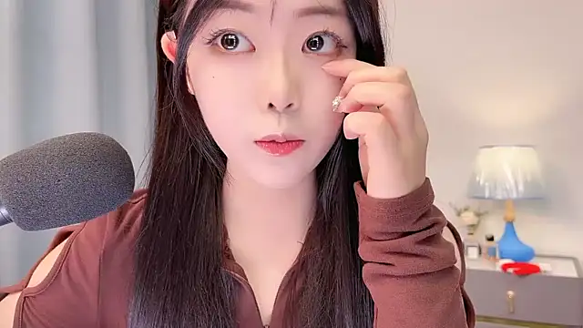 smalldaisy online show from 12, 4, 2026