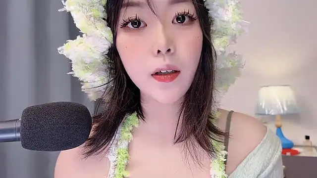 smalldaisy online show from 28, 4, 2026