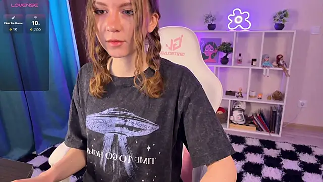 KellySunn online show from 26, 4, 2026