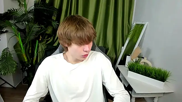 andyyzzz online show from 5, 7, 2026
