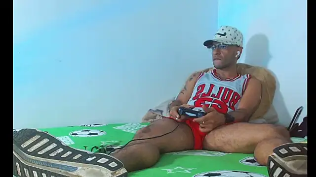 Alphamaster 92 online show from 21, 4, 2026