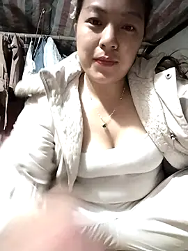 Lucky cutee online show from 24, 4, 2026