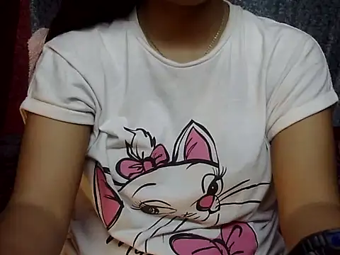 cute Dirty Diva online show from 25, 4, 2026