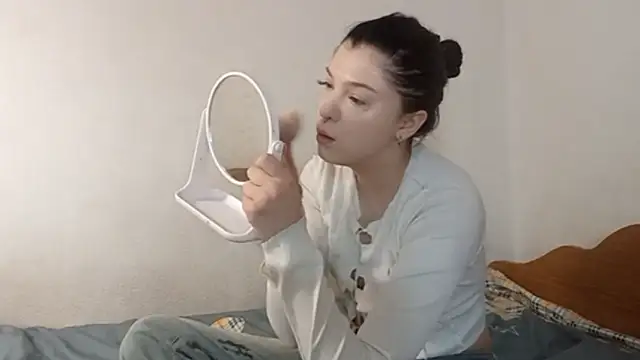 Snapshot of LexusGirls chatting on 6, 3, 2026 LexusGirls online show from 6, 3, 2026