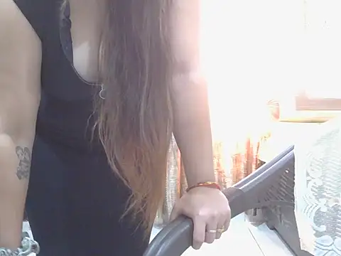 Snapshot of navdeepkour chatting on 6, 3, 2026 navdeepkour online show from 6, 3, 2026