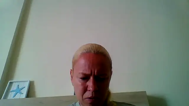 jennyblondeuk online show from 16, 4, 2026