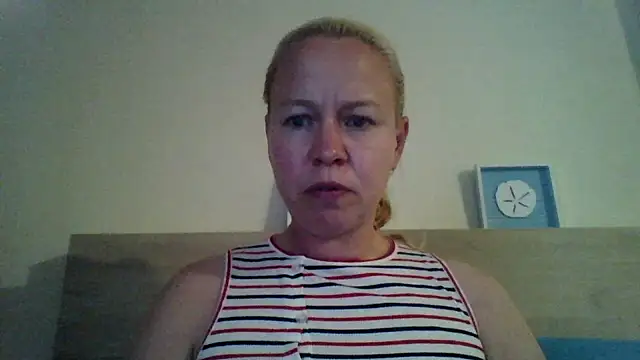 jennyblondeuk online show from 19, 4, 2026