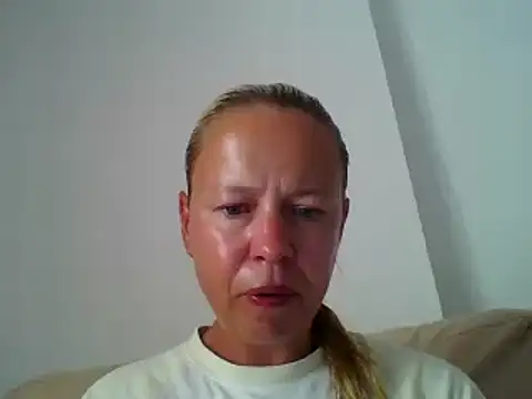jennyblondeuk online show from 6, 6, 2026