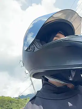 Ema Rose  online show from 4, 2, 2026