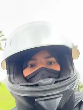 Ema Rose  online show from 25, 2, 2026