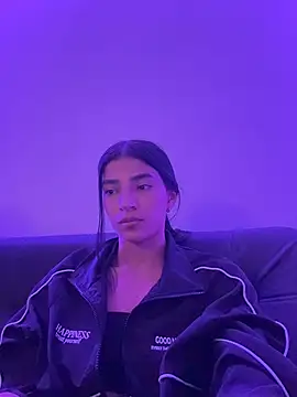 Snapshot of Ema_Rose_ chatting on 24, 6, 2026 Ema Rose online show from 24, 6, 2026