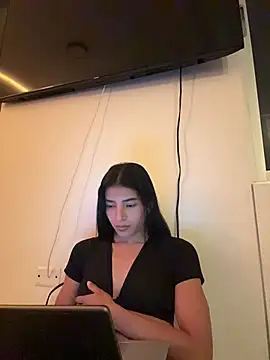 Snapshot of Ema_Rose_ chatting on 30, 7, 2026 Ema Rose online show from 30, 7, 2026