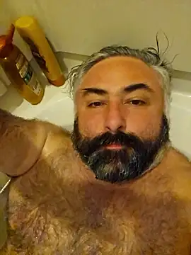 Snapshot of MacGuyver20 chatting on 13, 1, 2026 MacGuyver20 online show from 13, 1, 2026