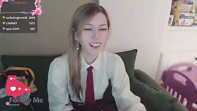 whitecat13 online show from 22, 4, 2026