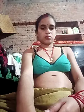 Fency Love143 online show from 10, 2, 2026