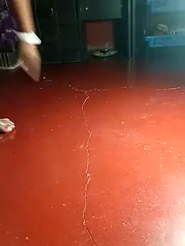 Hot-Angale online show from 16, 4, 2026