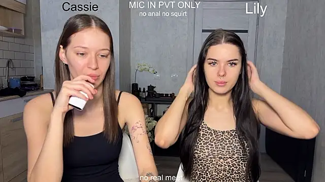 girls secrets online show from 4, 3, 2026