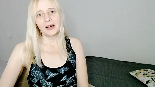 MiLenaMilf online show from 14, 2, 2025