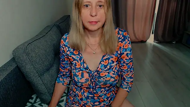Snapshot of MiLenaMilf chatting on 21, 6, 2026 MiLenaMilf online show from 21, 6, 2026
