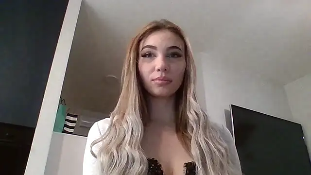 Snapshot of TeenLily chatting on 13, 1, 2026 TeenLily online show from 13, 1, 2026