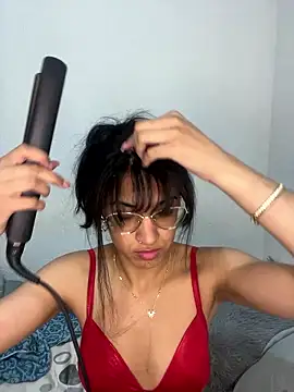 ValentinaEvanz online show from 15, 1, 2026