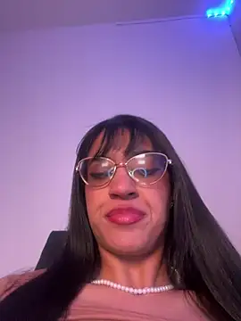 ValentinaEvanz online show from 24, 7, 2026
