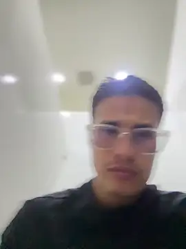 Latin Paisa Boy online show from 11, 4, 2026