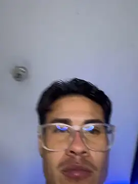 Snapshot of Latin_Paisa_Boy chatting on 6, 6, 2026 Latin Paisa Boy online show from 6, 6, 2026