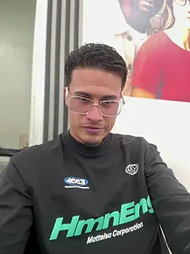 Latin Paisa Boy online show from 21, 7, 2026