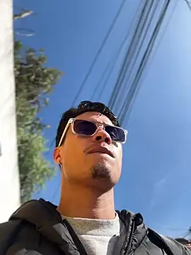 Latin Paisa Boy online show from 28, 7, 2026