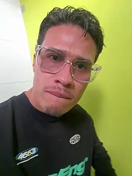 Latin Paisa Boy online show from 4, 8, 2026