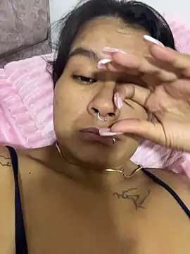 Chloe cortes online show from 4, 6, 2026