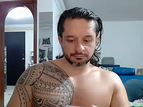 Snapshot of gonzzohunterr chatting on 12, 6, 2026 gonzzohunterr online show from 12, 6, 2026