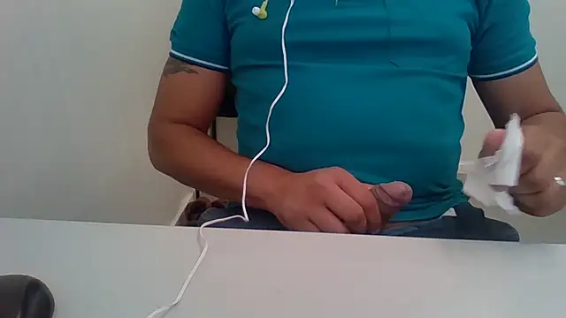 Moreno Casado Safado online show from 27, 7, 2026
