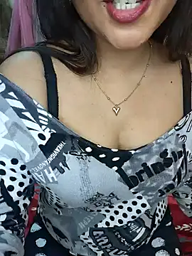 Saumyy online show from 2, 4, 2026