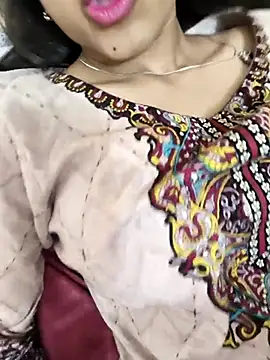 Yours-Zeenat online show from 25, 4, 2026