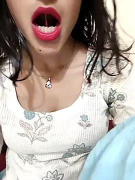 Yours-Zeenat online show from 8, 5, 2026