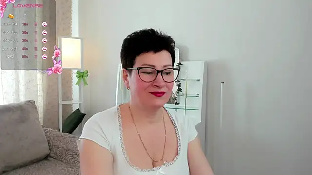 Snapshot of JennyMons chatting on 29, 4, 2026 JennyMons online show from 29, 4, 2026