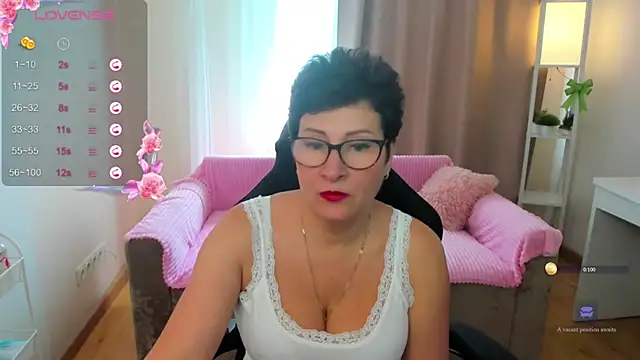 Snapshot of JennyMons chatting on 7, 6, 2026 JennyMons online show from 7, 6, 2026