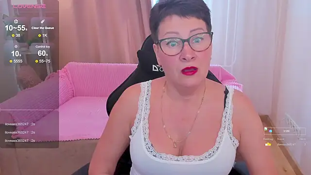 Snapshot of JennyMons chatting on 13, 6, 2026 JennyMons online show from 13, 6, 2026
