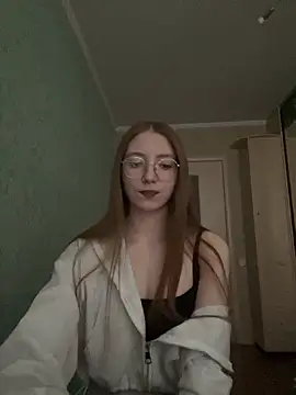 Eseniya  online show from 7, 3, 2026