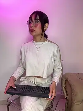 luna gv online show from 10, 3, 2026