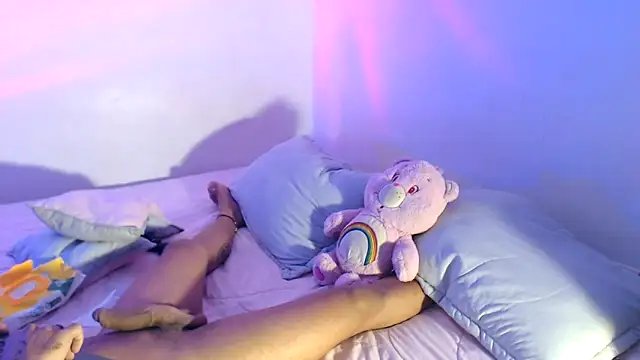  keylafisher  online show from 19, 4, 2026