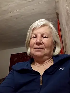 KlaudiaDarling online show from 7, 3, 2026