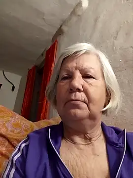 KlaudiaDarling online show from 3, 4, 2026