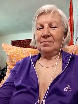 KlaudiaDarling online show from 20, 4, 2026